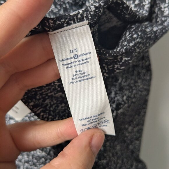 NWT Lululemon Vinyasa Wrap - black and white - one size - Picture 10 of 10